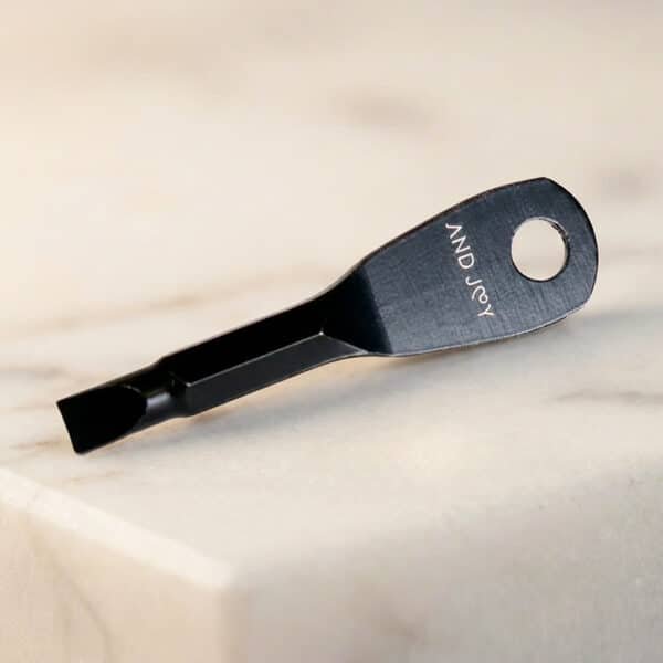 Destornillador de metal